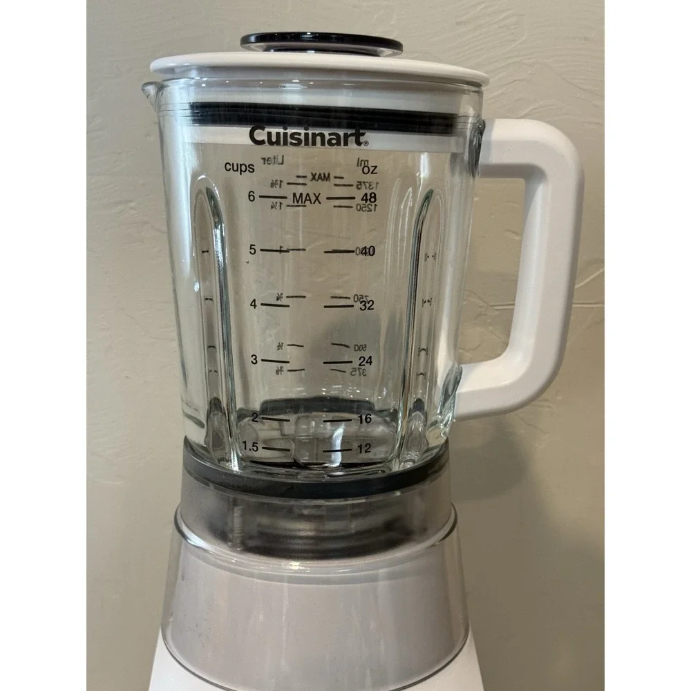 Cuisinart Hurricane Blender BL-200 48oz Glass Jar 800W White Countertop Mixer